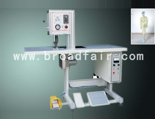 單梁式起重機(jī)如何實(shí)現(xiàn)精準(zhǔn)定位搬運(yùn)？