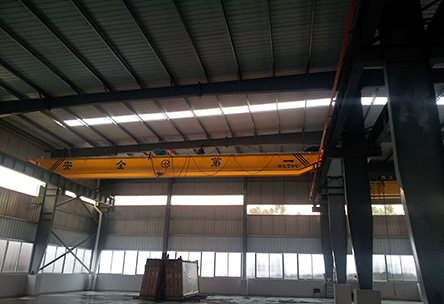雙梁橋式起重機(jī) 雙梁橋式起重機(jī)